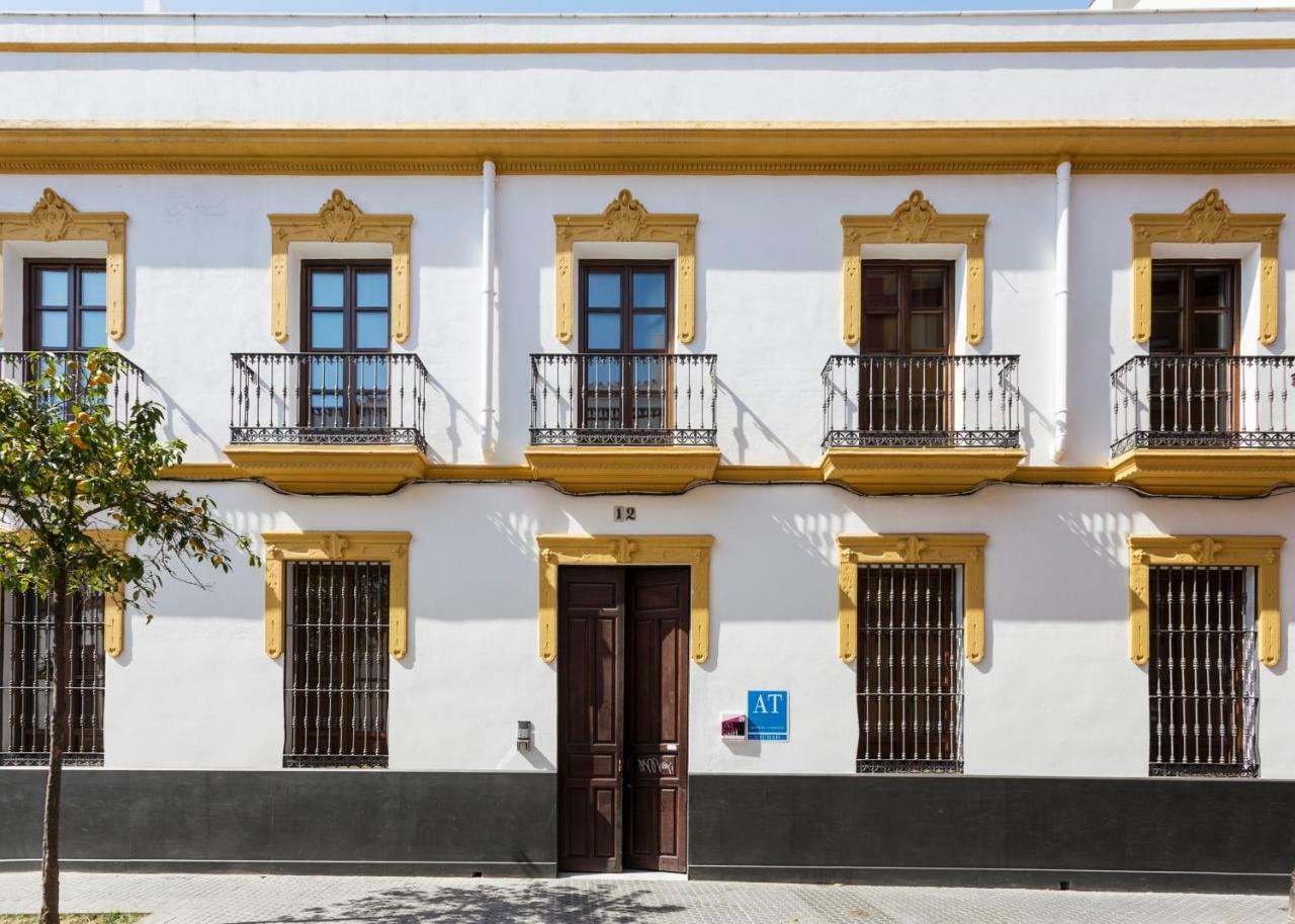 Apartamentos One Shot Conde De Torrejon Sevilla Exterior foto